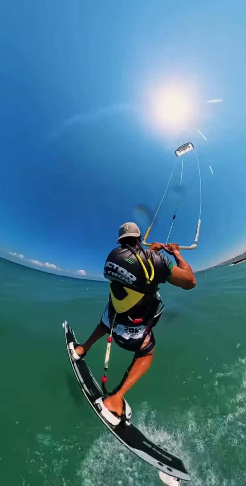 KITESURF INSTRUCTOR – LEBANON- FLYING FROG