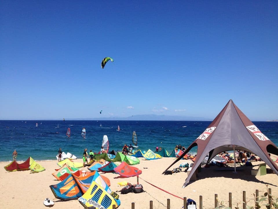 Istruttore di windsurf/wing alta stagione Sardegna - Featured