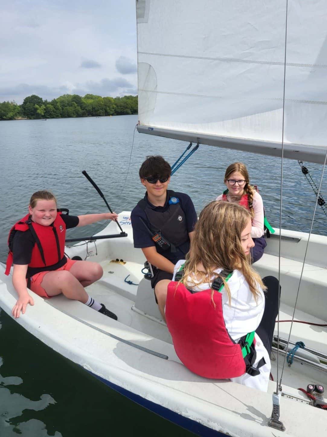 Multiple Full Time Sailing Instructor Positions - Featured